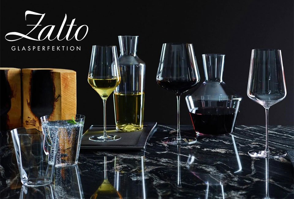 Zalto vinglas och karaffer